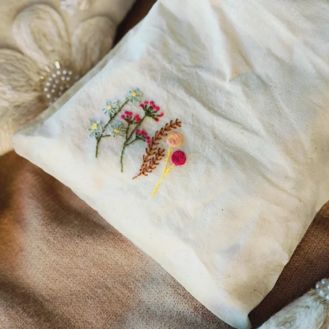 Les ateliers autour du fil - atelier broderie , apprendre à broder à Poitiers et aux alentours