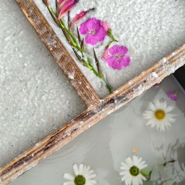 atelier fabrication de papier artisanale à Luchapt 86430