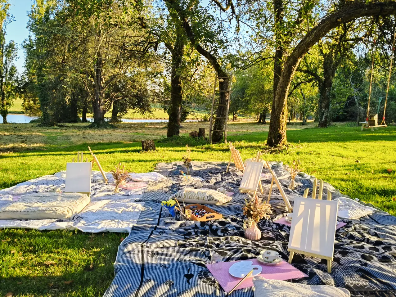atelier apéro peinture en pleine nature dans un magnifique cadre à Luchapt